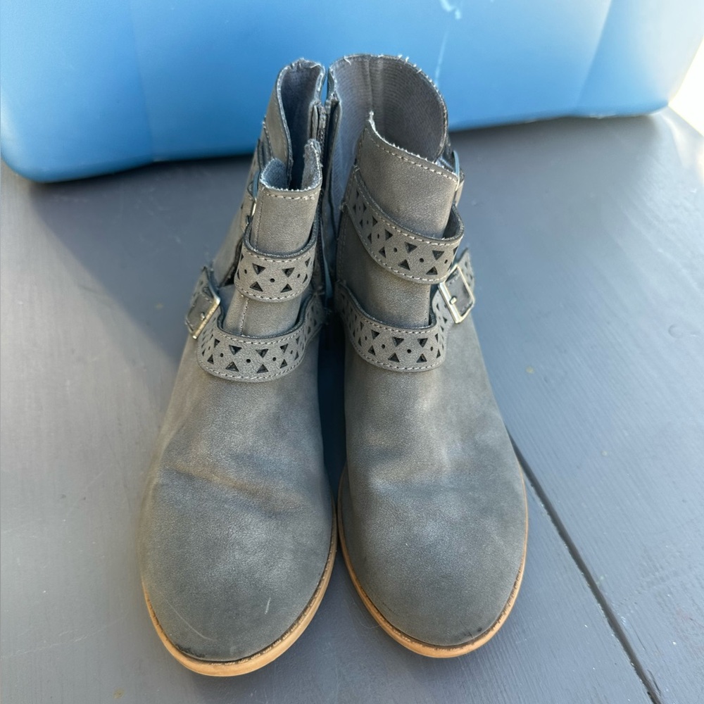 American Eagle Outfitters Kids Boots - Dark Gray